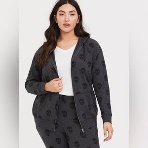 Torrid (6x/30) Skull Zip Up Hoodie LIKE NEW